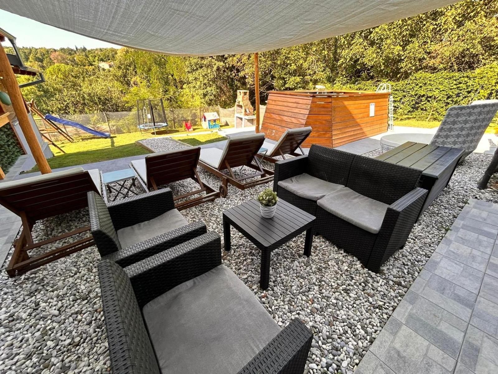 Apartman Goga With Pool And Jacuzzi Labin  Exterior foto